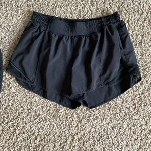 Lululemon Hotty hot size 12
